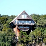 Diamond-shaped house