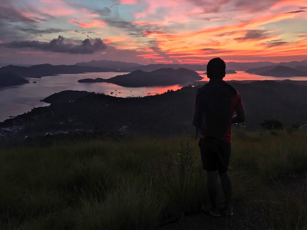 Of Rolling Hills, Daunting Steps, and Magical Sunset in Mt. Tapyas, Coron