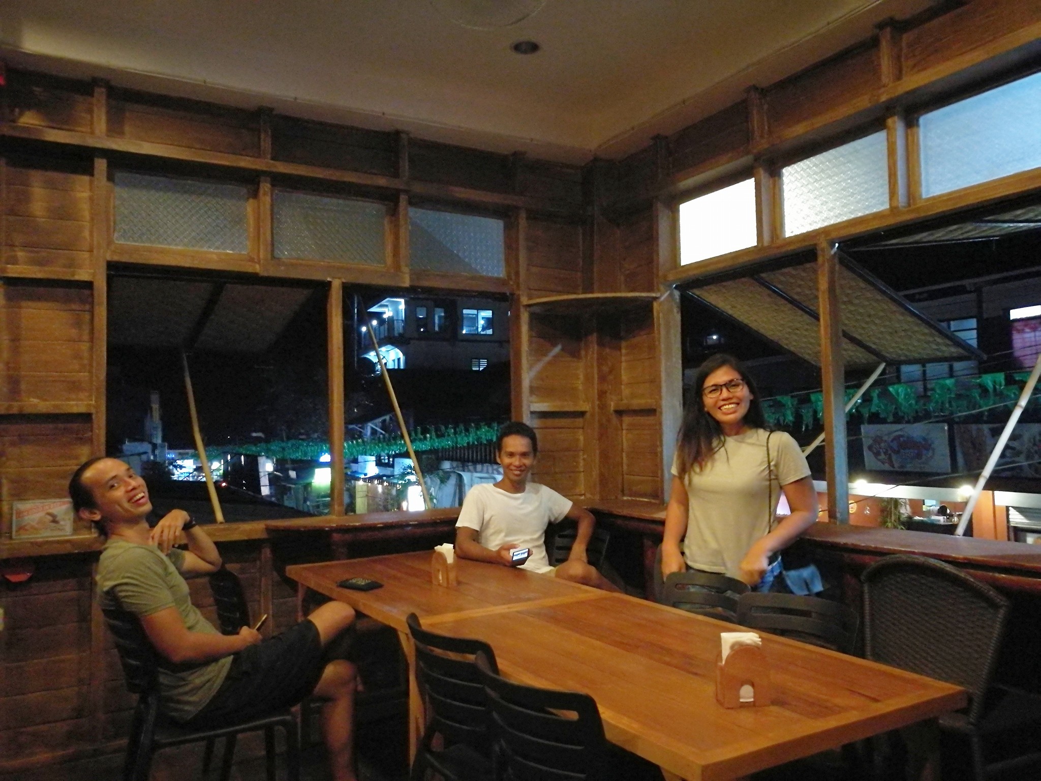 3 Cozy Cafes to Visit in Coron